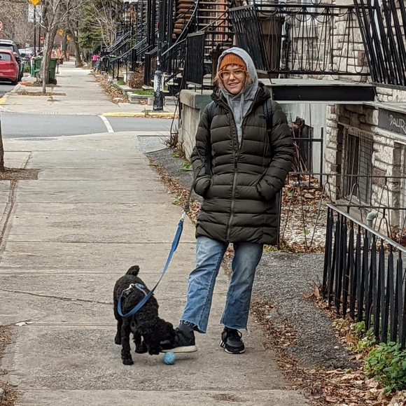 Hello 💐 - Picture 3 of 3